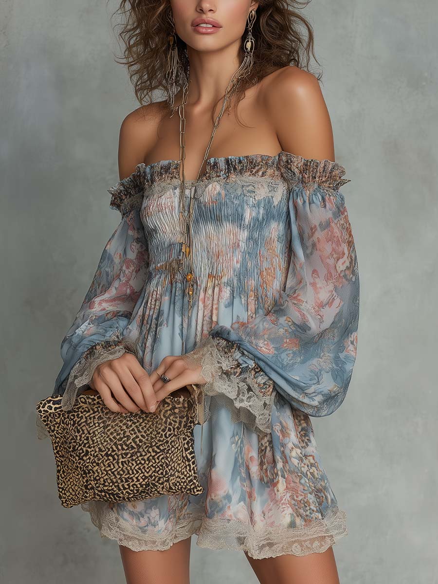 Romane | Robe courte en mousseline froncée à épaules dénudées et fleurs romantiques