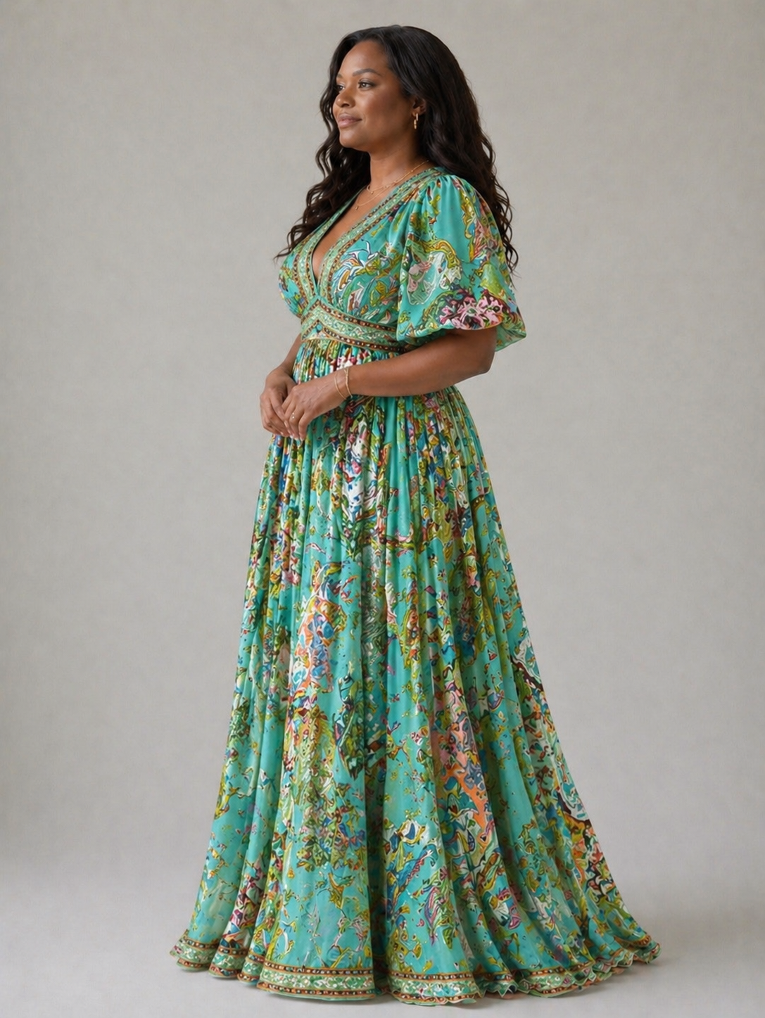 Suzen | Airy maxi dress with puff sleeves and V-neck