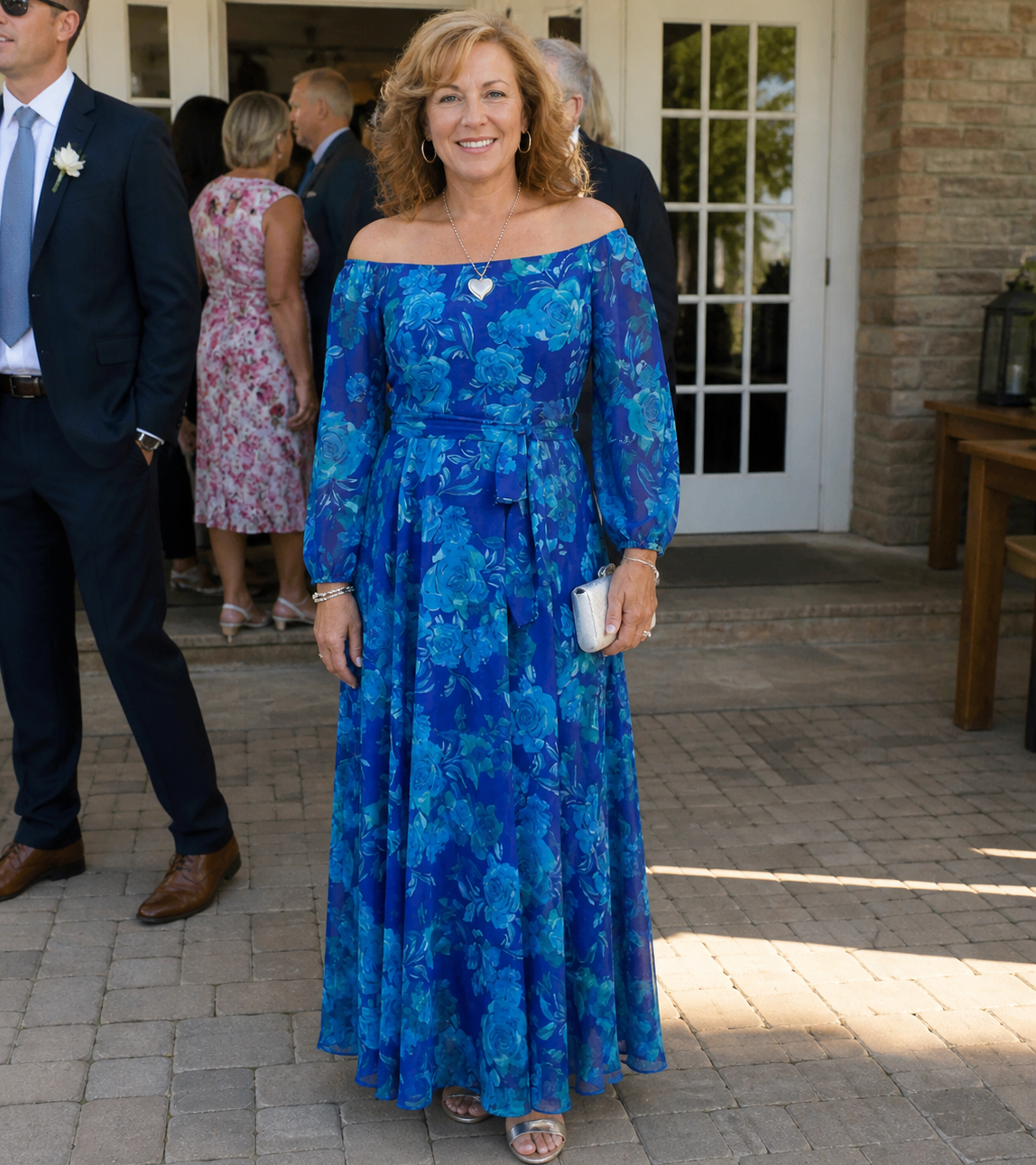 Jade | Robe longue fleurie à épaules dénudées