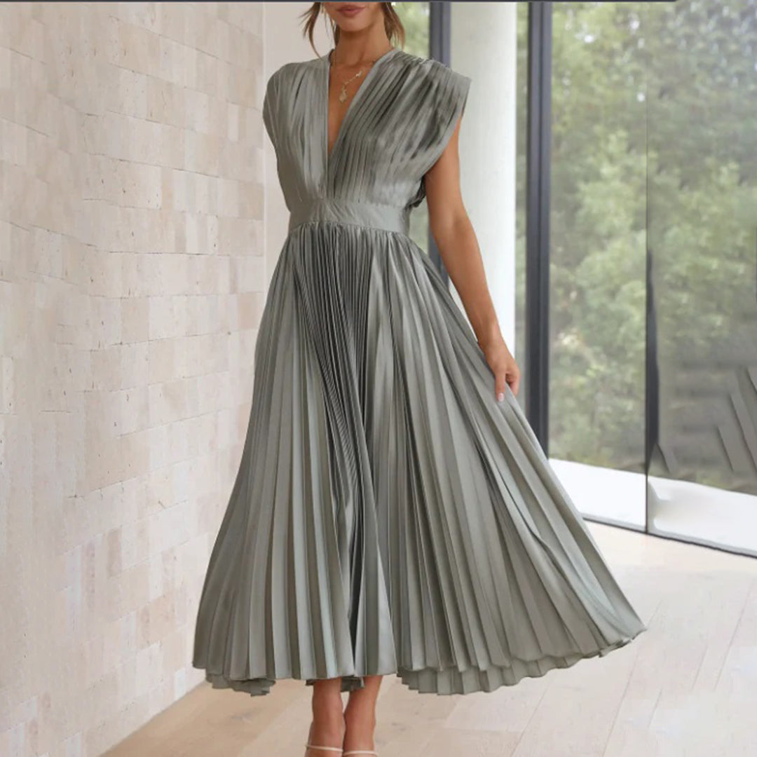 Harmana | Timeless Pleated Midi Dress