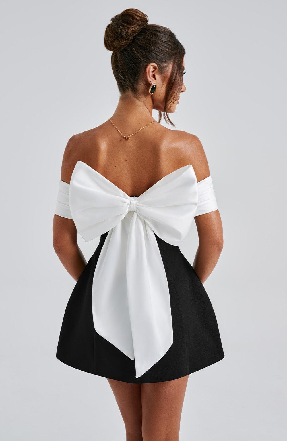 PRESENT DRESS
